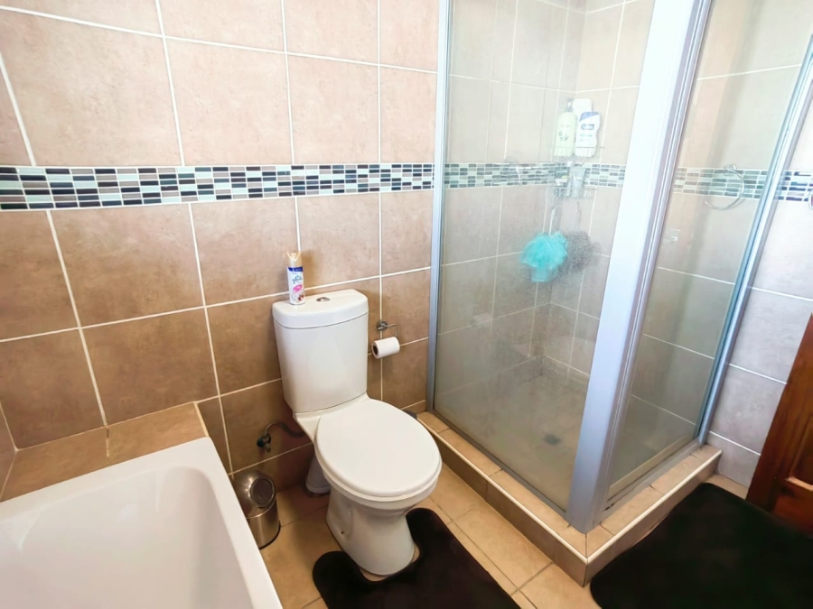 2 Bedroom Property for Sale in Die Bult North West